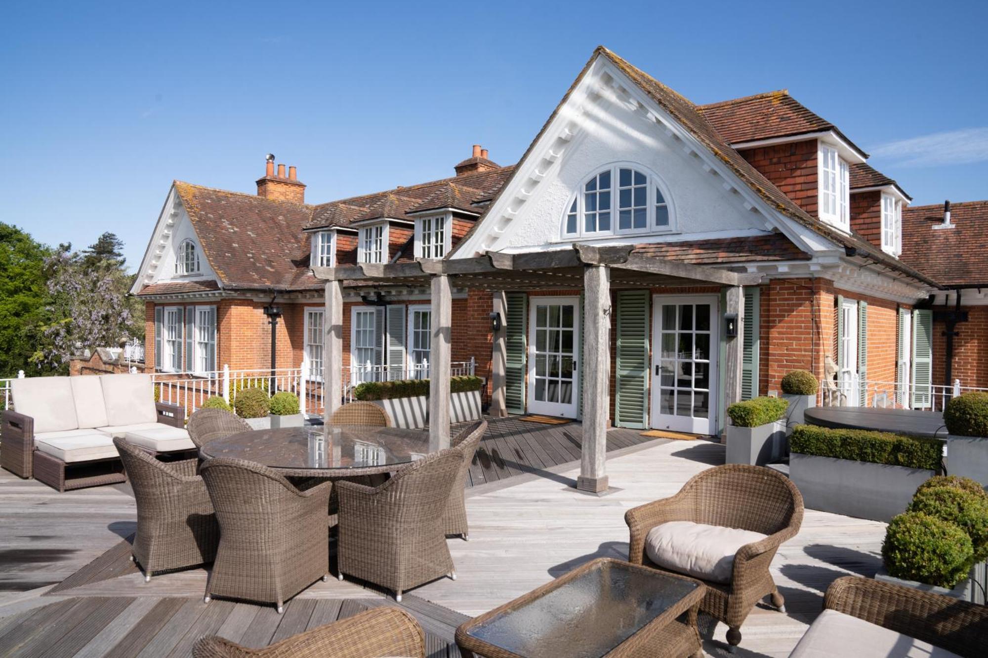Chewton Glen Hotel - An Iconic Luxury Hotel New Milton Εξωτερικό φωτογραφία