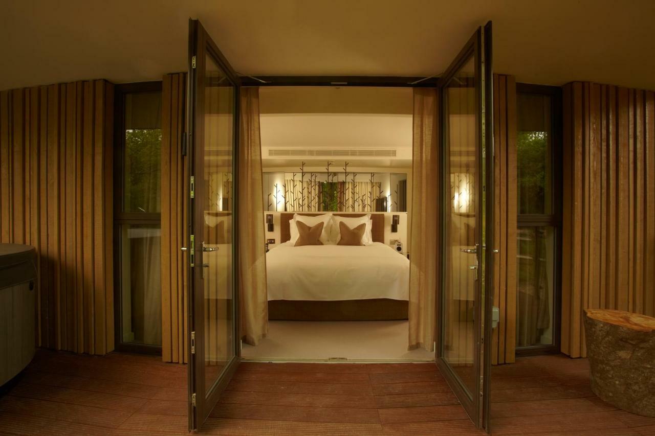Chewton Glen Hotel - An Iconic Luxury Hotel New Milton Εξωτερικό φωτογραφία